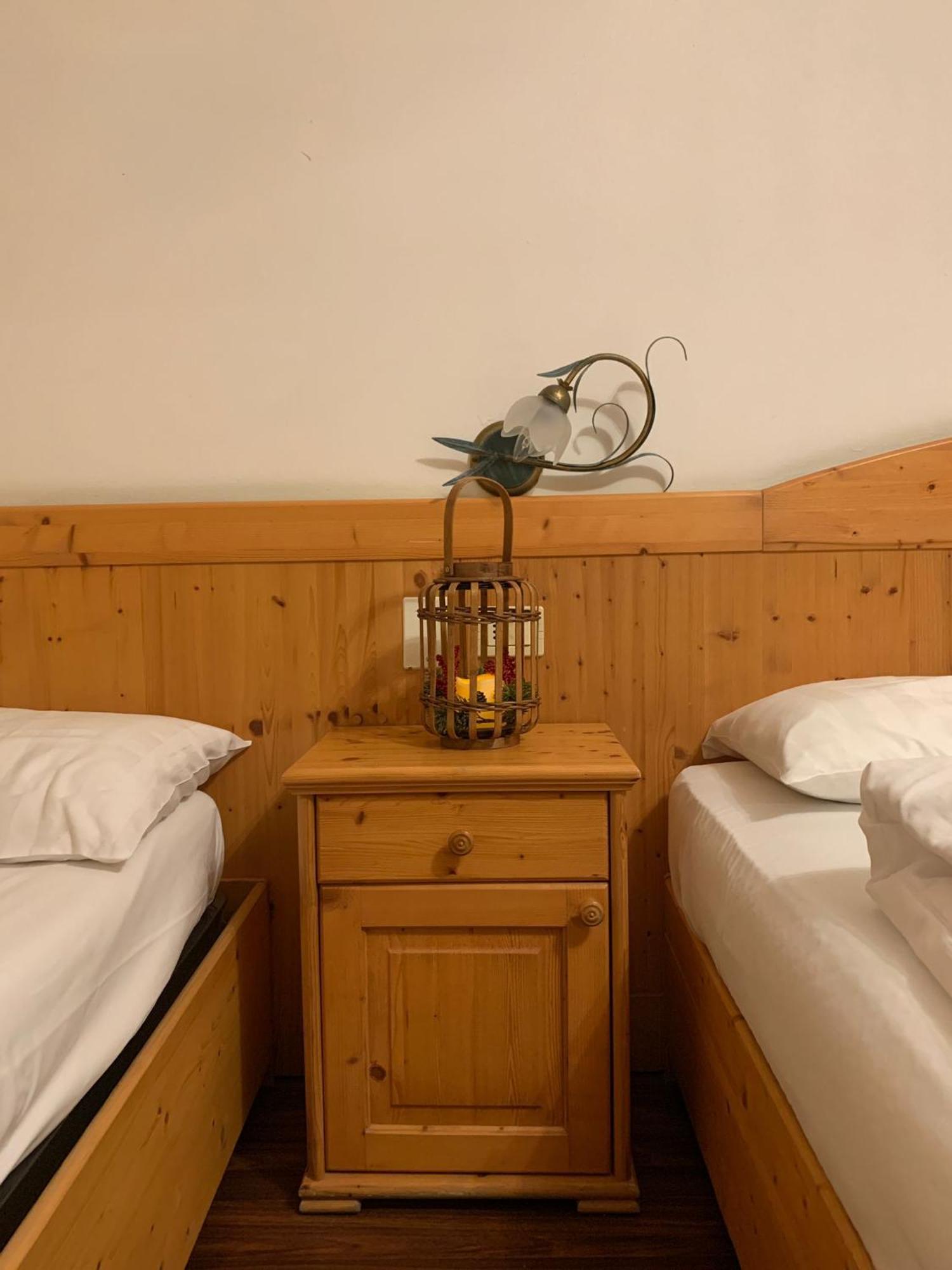 Garni Bonsai Bed & Breakfast Pinzolo Eksteriør bilde