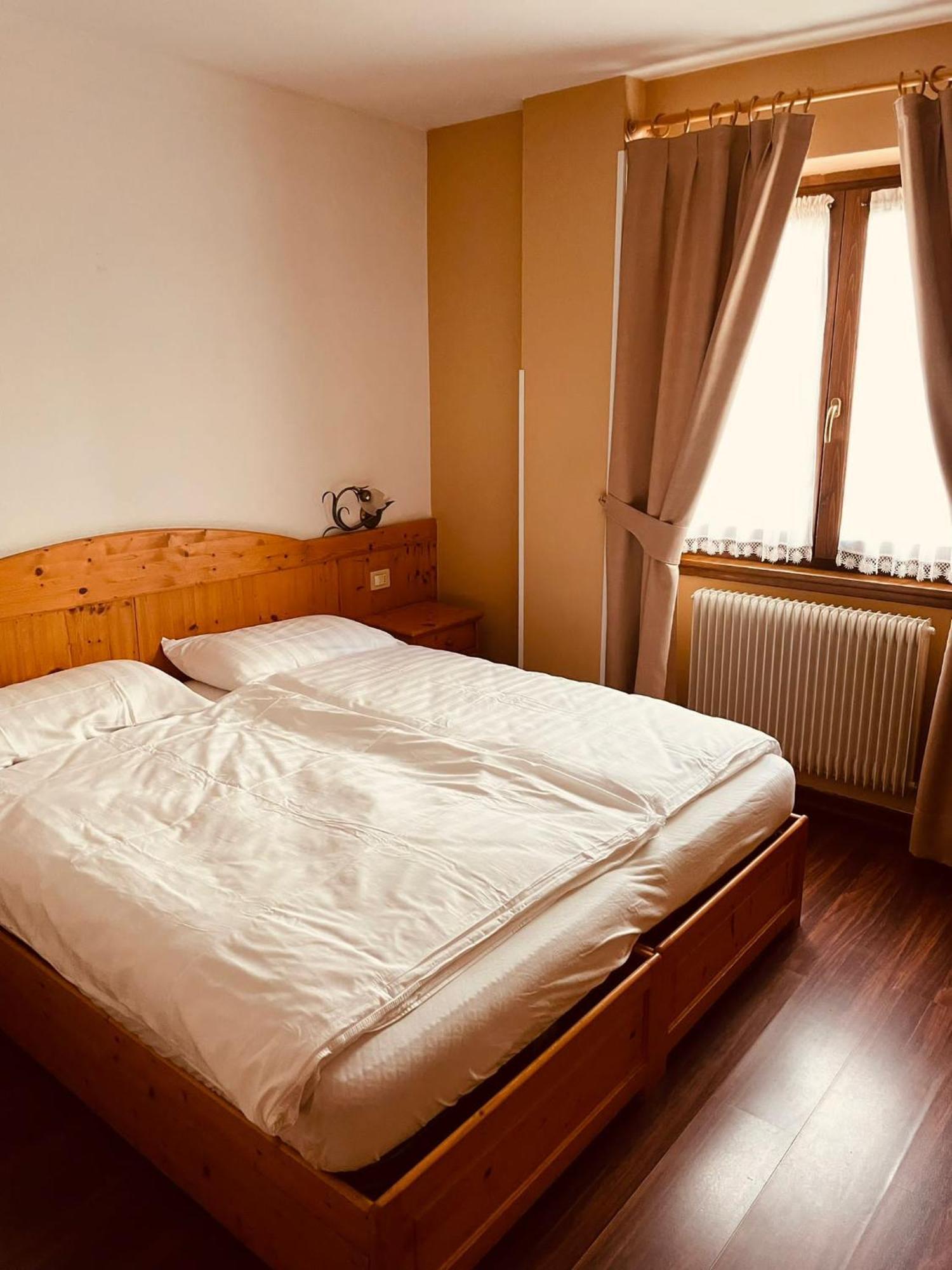Garni Bonsai Bed & Breakfast Pinzolo Eksteriør bilde